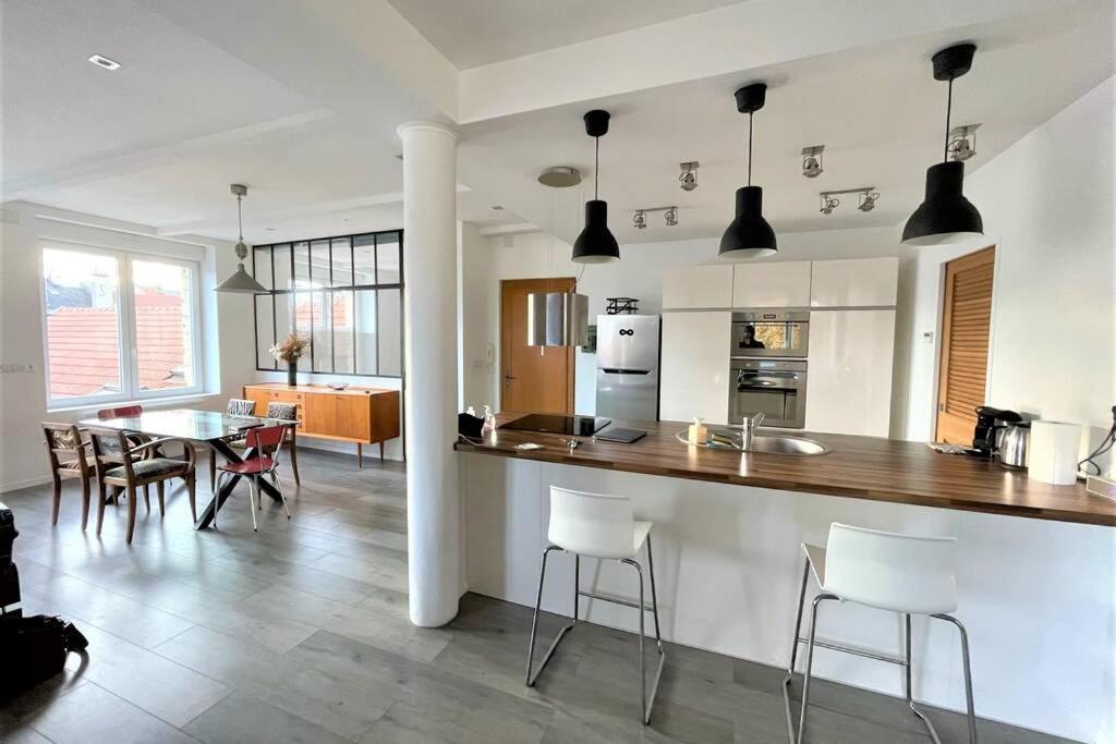 Superbe Loft 100M2 Proche Cathedrale Avec Parking Διαμέρισμα Ρενς Εξωτερικό φωτογραφία